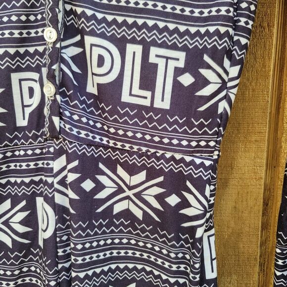 Pretty Little Thing Fair Isle Black One Piece Button Up Unionsuit Womens Size 6 - Picture 3 of 8